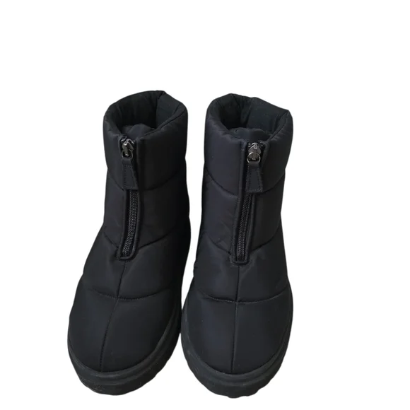 $475 Gia Borghini Women's Black Luna Quilted Puffy Ankle Boot - Picture 2 of 9